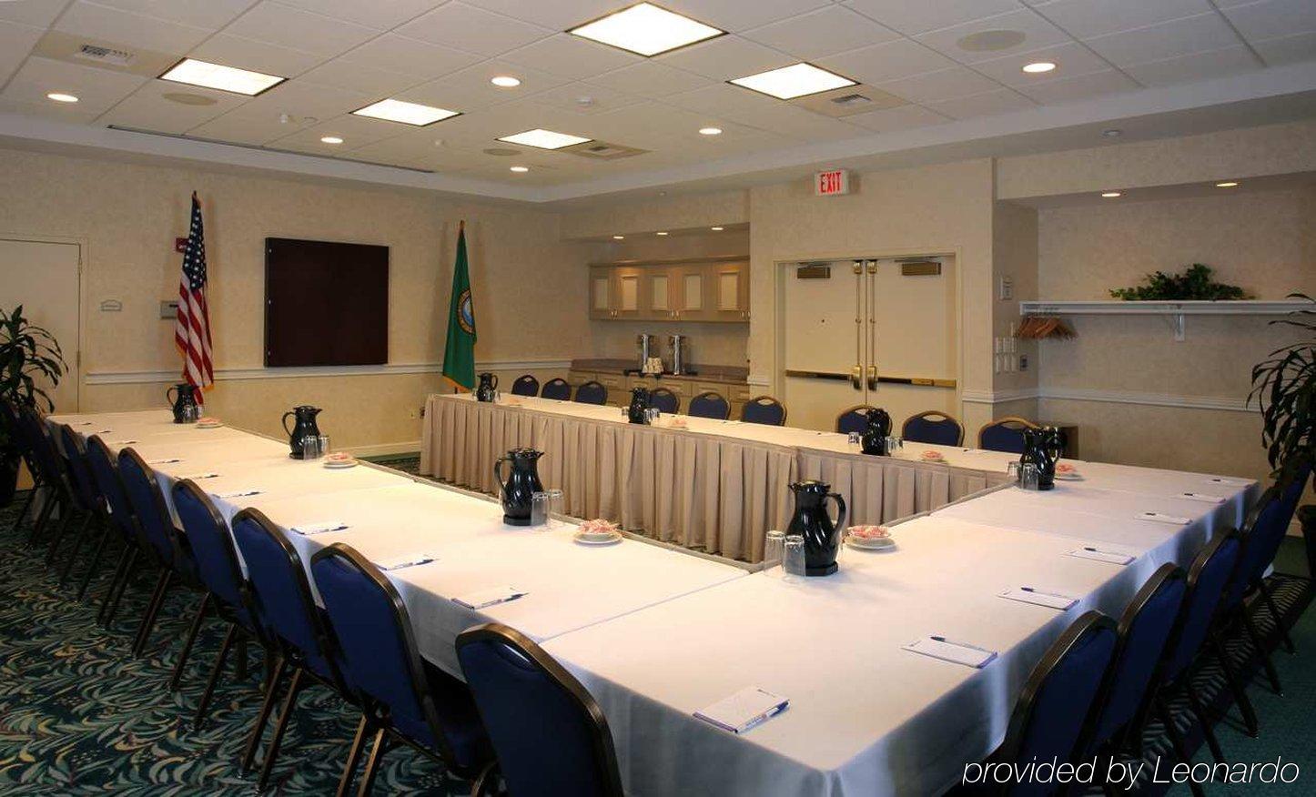 Hotel Hilton Garden Spokane Airport 3*